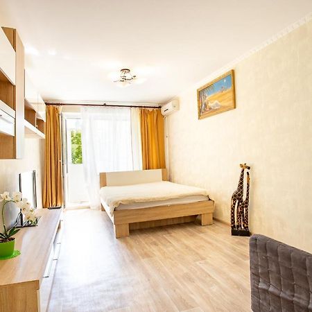 Apartment On Central Avenue-3 Slobodskaya Николайев Екстериор снимка